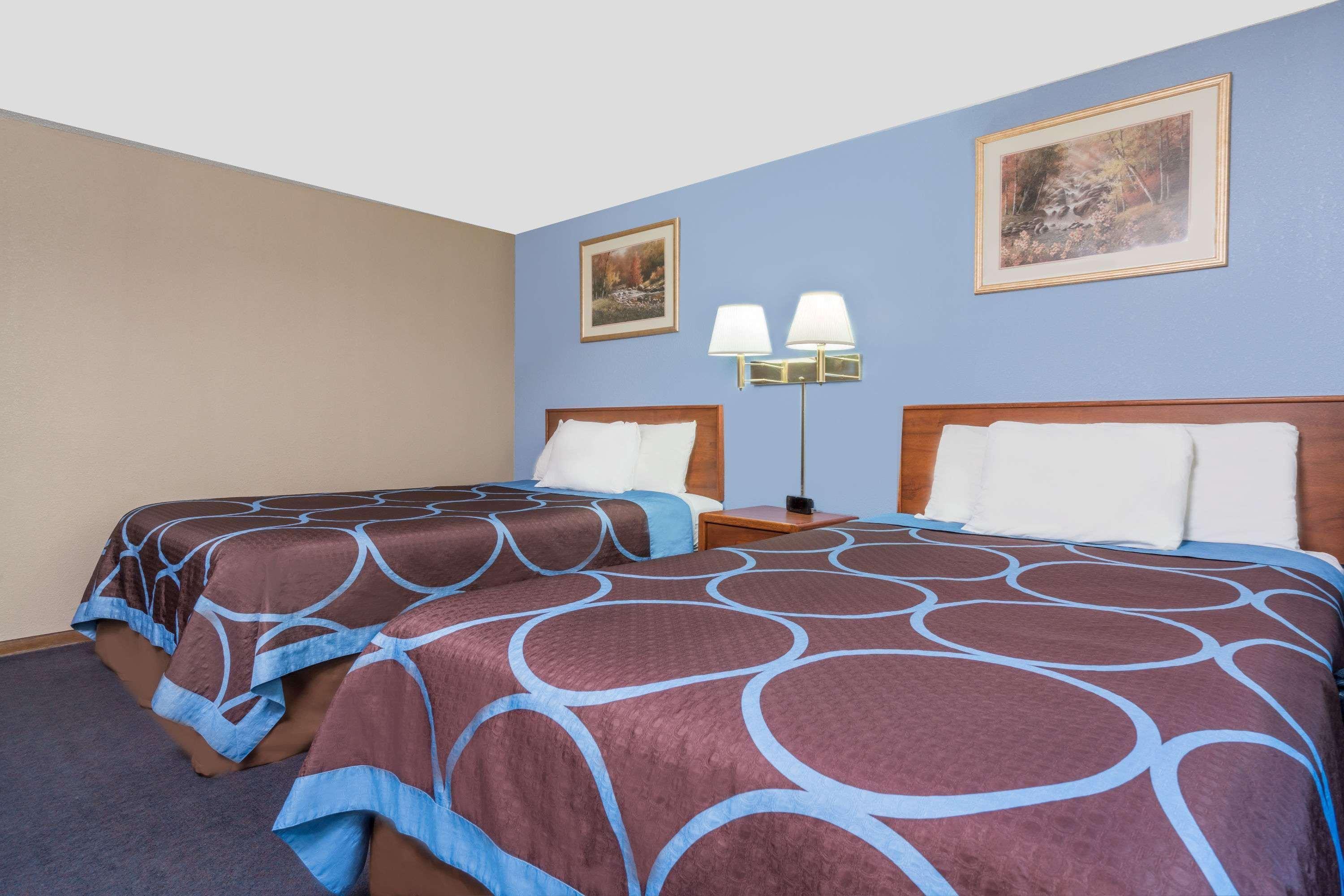 ซูเปอร์ 8 บาย วินด์แฮม แมนคาโต Hotel แมนเคโต ภายนอก รูปภาพ